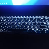 ديل برسشن 7520(وحش الألعاب و البرامج الثقيله) لمس  Core i7 HQ🔥 نضام وي...