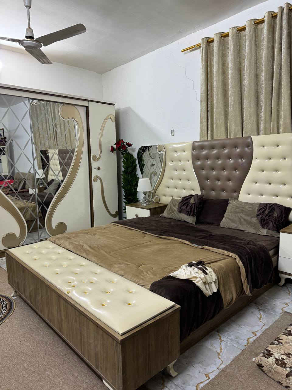 غرفه 9 قطع تركي نظيفه كلش ما بيه اي ضرر العنوان بابل المركز م  ***********
