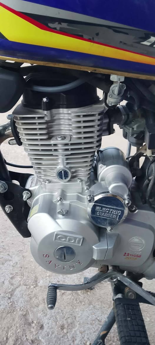 سلام عليكم يراني 2025محرك ممفتوح كلشي شغال سعر 750او مراوس ماكس نضيفه مزوده وكامله


**إذا كنت صاحب هذا الإعلان وتريد حذفه لأي سبب، رجاءا أرسل رسالة إلى الدعم الفني**