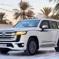 لاندكروزر VX-Limited • ٢٠٢٤ • ماشيه ٤٠٠٠