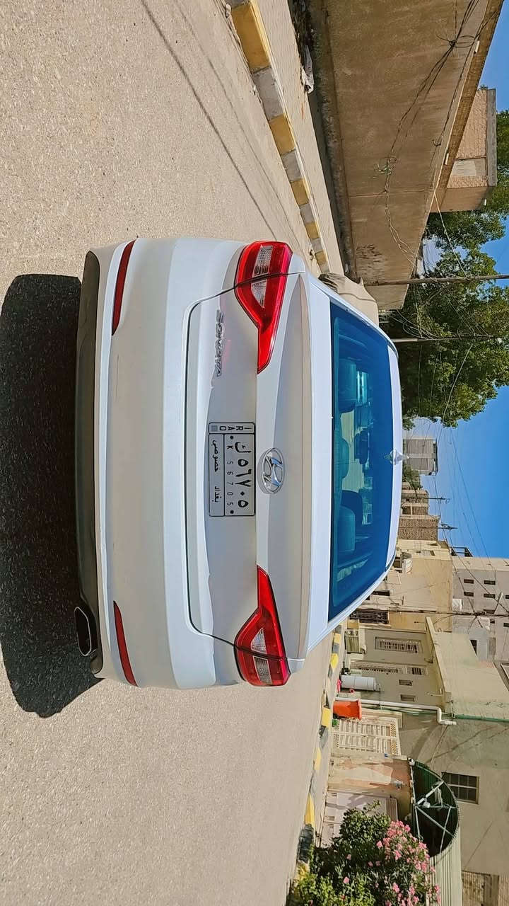 سلام عليكم سياره نوع سوناتا موديل 2016وارد امريكي كلين بدون حدث فقط حفت ابنيد ولا حفت القمار بيها تقشير شويه سياره جاهزه كير مكينه حداديه تخم تاير تبريد تدفئه كله مكفوله باسمي تحويل مباشر السعر 108 قفل بيع سريع مكاني كربلاء اموشراي لا يتصل رقم الهاتف ***********
