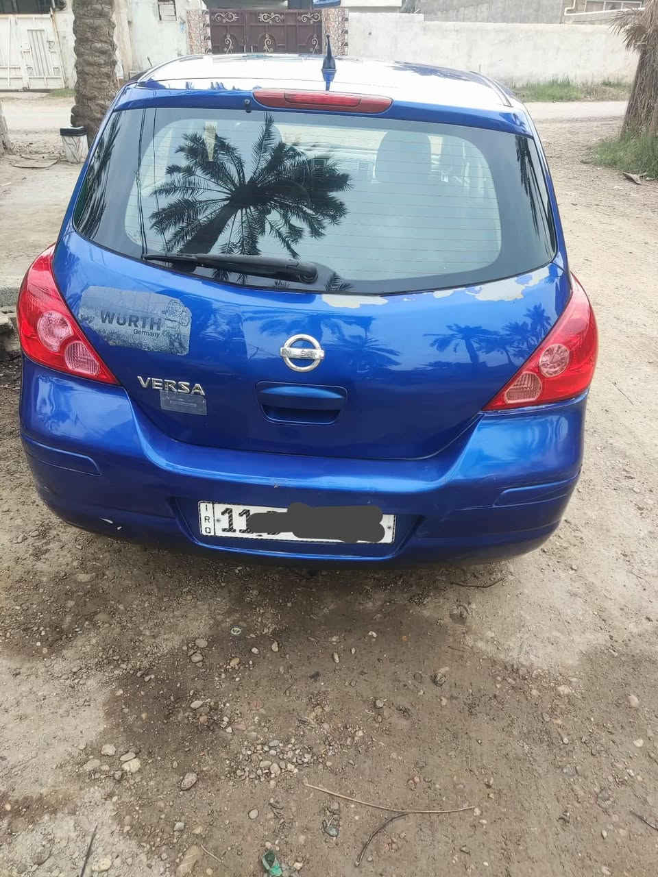 نيسان فيرسا 2010 نضيفه كير محرك مكفول
 بيها صبغ تقريبا أربع قطع أعتبرها حزام
 رقم بغداد جديد بسمي صدر جديد تايرات جديده
السعر 73
 الاتصال على هذا الرقم اتصال او واتساب
 ***********
