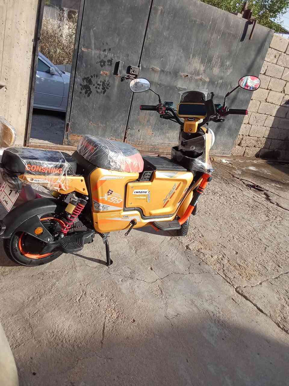 السلام عليكم ورحمة الله وبركاته
دراجه اكس تسعميه دراجه جديده استخدام شهرين 
مواصفات 
1خمسه بطاريات 32 امبير 12فولت 
2ملف الفين 
3بصمه وسويج 
4كشن خلفي ومامي طبي 
5دروعه صفح حماية 
6لايت زنون بل درع كذالك وعالي ناصي 
7بريكات دهن هدروليكع
8,مسافه تمشيك 80كيلو 
9بعد بيه مواصفات خير من الله 
سعره 450وبيه مجال قليل 
***********
جزيره شط العرب
