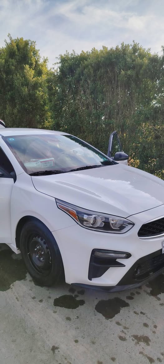 سلام عليكم للبيع كيا فورتي موديل 2021
رقم بغداد جديد الانگليزي  حره الضرر نصف بونيد ودعاميه اماميه وجاملغ الايسر صبغ
والاهلال الخلفي اليسار اثر حادث واضح بالصور 
السونار مرفق بالمنشور السياره ويل كب وليس ويل عادي  السعر 140 وبيها مجال 
العنوان الانبار الصقلاويه البعكاش اي استفسار 
الاتصال ع الارقام التاليه

***********
***********
***********
***********
