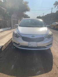 كيا فورتي فورتي 16 ماشيه 77الف حادثه جاملغ مبدل وهنا بلعراق صار بيه حا...