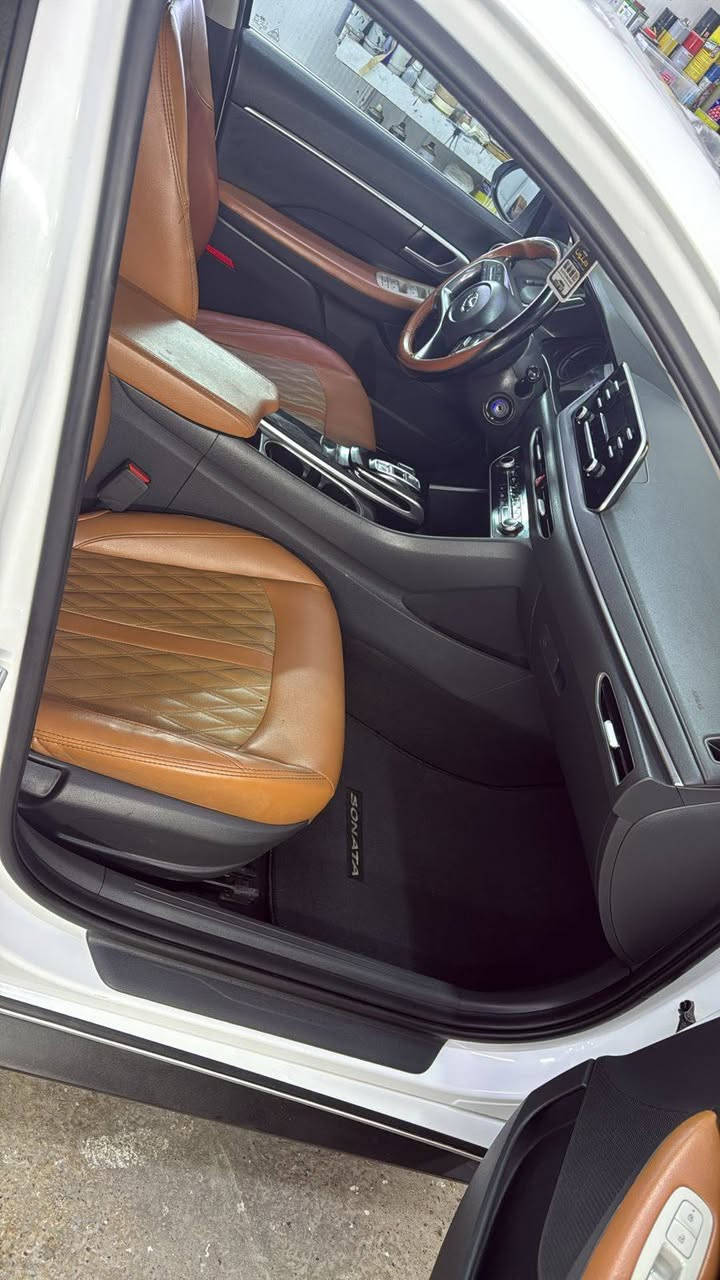 تحيه طيبه السلام عليكم ورحمة
سوناتا 2020 خليجي
نص فول
مكينة 2500
كشنات جلد مشمشي
تحكم ستيرن
حساس خلفي أمامي
مري شفط
ترحيب ويل كب
لد خلفي
سويج
كير ماوس
3 انظمة قيادة
مانع انزلاق
شاحن موبايل
شاشه دعم كار بلي
مكفوله باقي مواصفات معروفه
رقم بغداد دولي باسمي تحويل مباشرة
السعر 165 ورقه وبيها مجال
اي استفسار
***********
*********** ابو امير
مكان بغداد معارض البياع
