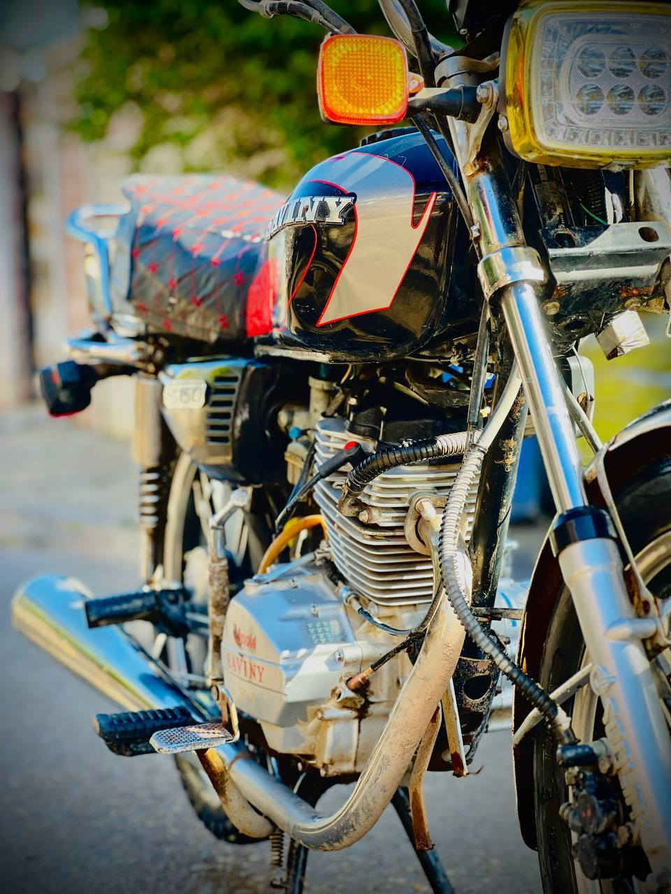 سيفان موديل 21دراجه خير من الله كهربائيّة شغاله اوراق كامله السعر 350 وبي مجال الاستفسار ع هاذه الرقم *********** مكاني ديالى الخالص
