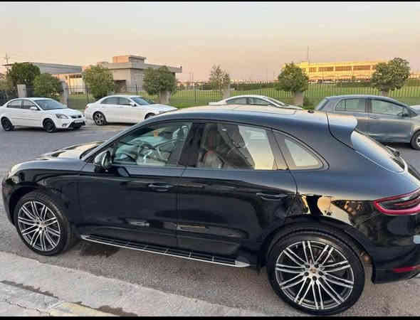 پۆرش ماکان مۆدێل 2018 فول فول فول 
کلین تایتڵ بێ بۆیاغ بێ سارد زۆر زۆر خاوێنە 
تەنها ٥٦ هەزار کیلۆمەتر ڕۆیشتووە 
مواسەفاتی فول هەتا دەبڵی بەرزوو نزم دەبێت 
مۆدی لێخورینی سپۆرت پڵاس ، 
سپۆرت ، نۆرماڵ ، ئیکۆ 
ئەگجۆزی بیلادی سەوتی دەگۆڕێت 
کوشن ساردو گەرم 
پانۆڕاما
سەیارەکە لە ئەڵمانیا داخڵ بووە تابڵێی خاوێنە 
هەموو گیانی بەشەرت 
پی پی ئێف کراوە و پێنج ساڵ زەمانی هەیە 
چوار تایەی تازەی لۆک لۆکی لەبنە 

سـعـر : لە کۆمێنت داوابکە ڕاستەوخۆ بۆت دێت 📥 

گێر و مەکیەنەی بەشەرت 
هیچ کێشەیەکی تێدا نییە 

ژمارەی خاوەنەکەی 
***********
