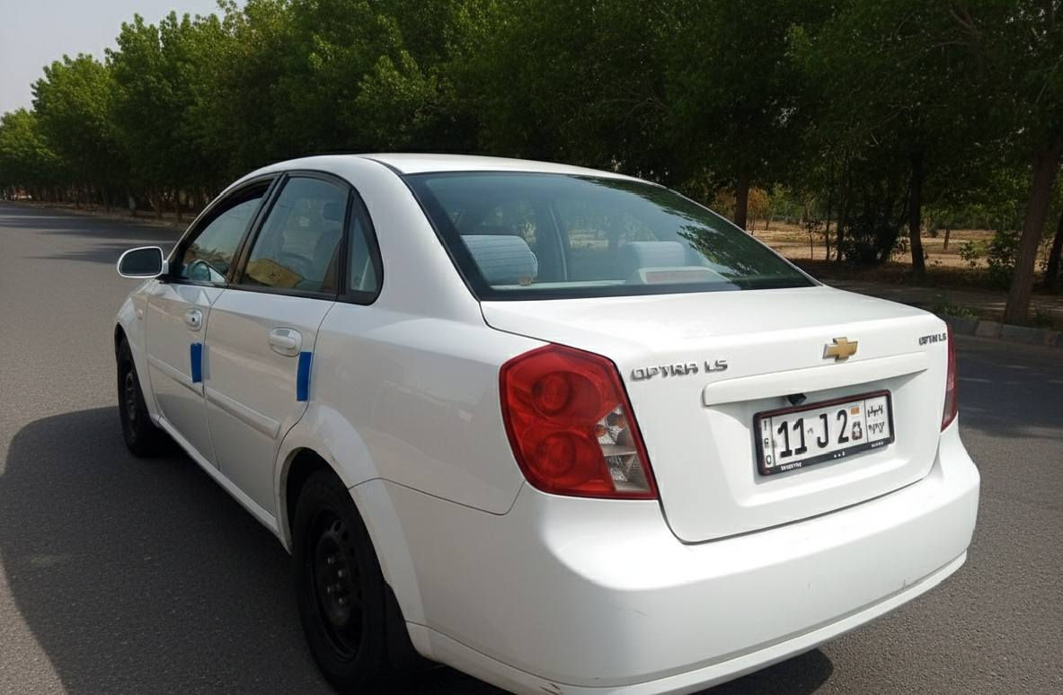 اوبترا موديل 11 مكفوله من الصبغ والضربه ماشيه ١٠٠ كير مكينه مكفولات تبريد تتفئه كهربايات كله شغال مابيهه كل نقص مكان السياره بغداد بيع او مراوس حسب القناعه 
السعر (84) رقم الهاتف ***********
