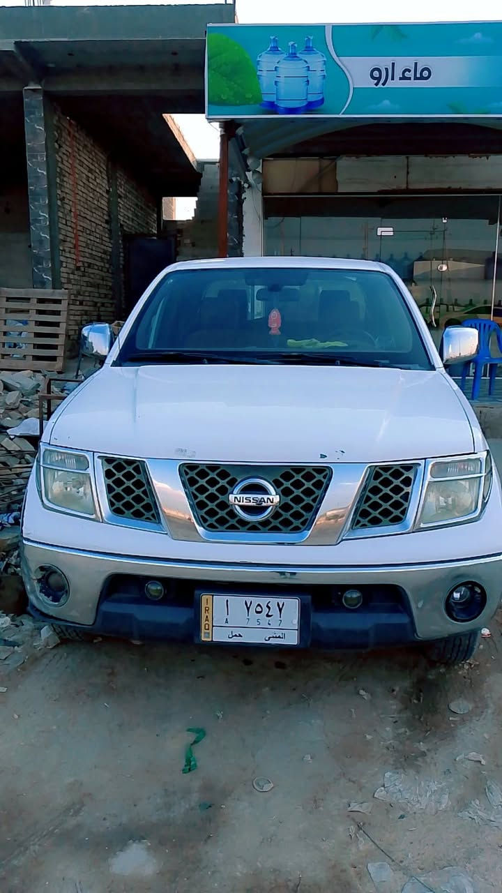 السلام عليكم بيكم نيفاره 2008 ابلادي 
مكفوله كفاله عامه من الضربه وكص وتبديل 
مجفته تجفيت فول ابغداد اشتغلنها شيخ عمر 
اترايك وين مايعجبك تحويل ثاني يوم راعيها موجود سيارة مرتبها وحلوه ورجع وعيد مكفوله كفاله عامه حداديه ابلادي ع وضع الشركه وفول سيارة ما مستهلكة  

فدوة ماتشتري لا اتخابر ولا اتعلق 
مكان السيارة الديوانية 
رقم ***********
