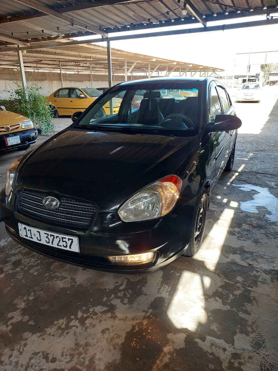 #السلام عليكم
اكسنت موديل ٢٠٠٨ رقم بغداد محرك ١٦٠٠ 
السيارة 🚗 جاهزة من كلشي مابيه اي نقص
السونار موجود بيه صبغ صفحتين 
محرك كير مكفولات
صدر حدادية تبريد تخم تاير كلة جديد 
السعر ٦٩ 
العنوان بابل الاسكندرية 
للاتصال ***********
