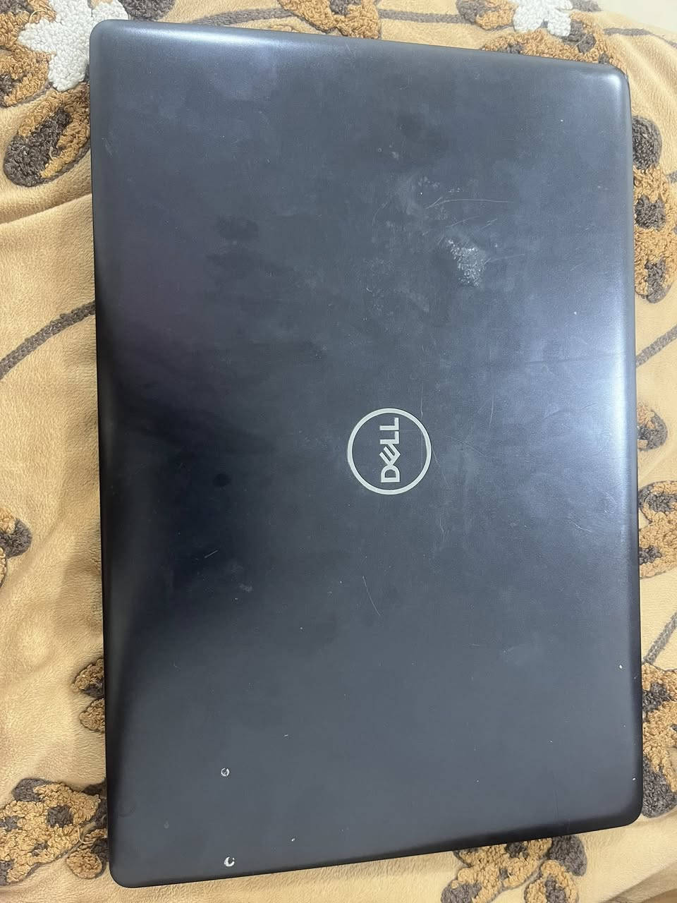 السلام عليكم
عندي لابتوب Dell مثل ماتشوفون كدامكم بالصور 
المواصفات :
- كوراي 5 الجيل الثامن 
- هارد SSD 256
- كارت الشاشة خارجي AMD 
- رامات 8 كيكا 
- مذكر بورد الي اذكرة Gen 2
بيها مشاكل : 
-جك الشحن مكسور 
- الكيبورد نقص دكمة 
- مشكلة بالازرار الخاصة الي ضمن الماوس ( تعلك)
- الشاصي مكسر الي جوه + الشاصي الي من جهة الشاشة بيها فطر بسيط لكن ممأثر 

اريد ابيعة على حطيته احتمال تفيد اهل الصيانة كقطع غيار انطوني سعر بيها بيها لان ماعرف بأسعارهن 

 وشكراً لكم 🤍🙏


**إذا كنت صاحب هذا الإعلان وتريد حذفه لأي سبب، رجاءا أرسل رسالة إلى الدعم الفني**