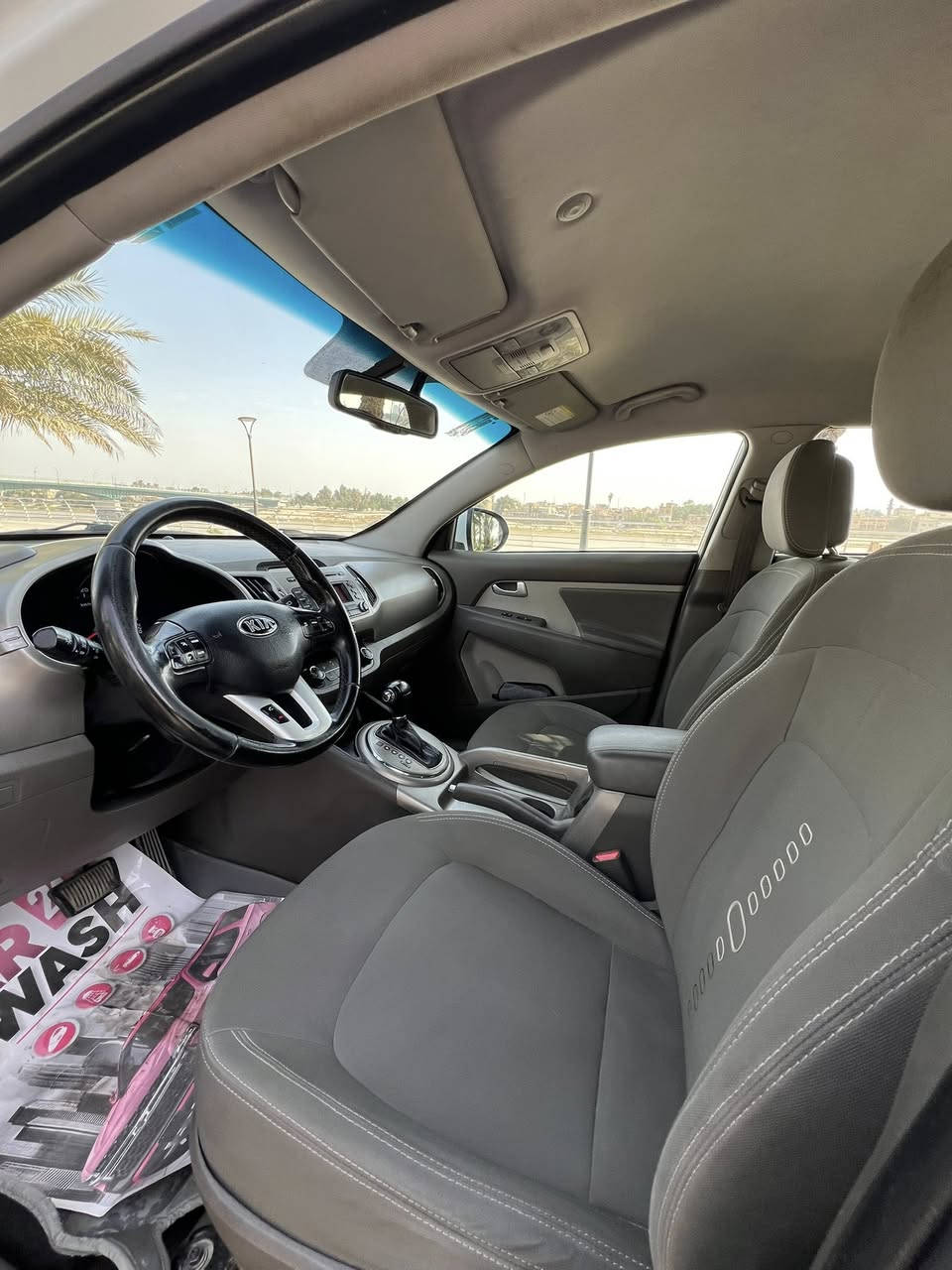 السلام عليكم 
للبيع سبورتج وارد خليجي 
موديل 2016 استلام ع ايدي زيرو 
ماشية 137 كيلو 
السيارة كفالة من الصبغ والبارد مكينة كير برغي ما مفتوح بيهن 
مكان السيارة الكاظمية 
السعر 165 وبيها مجال 
***********
