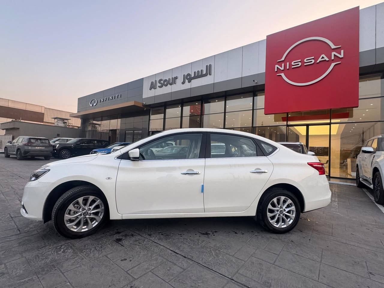 السلام عليكم نيسان سنتره مديل 2025.                                         السياره قبل شهر ونص من ماخذها مكفوله كفاله عامه
ماشيه 9 الف
تجي فتحه وشاشه 
مكاني بغداد الشعب
السعر 145
***********
