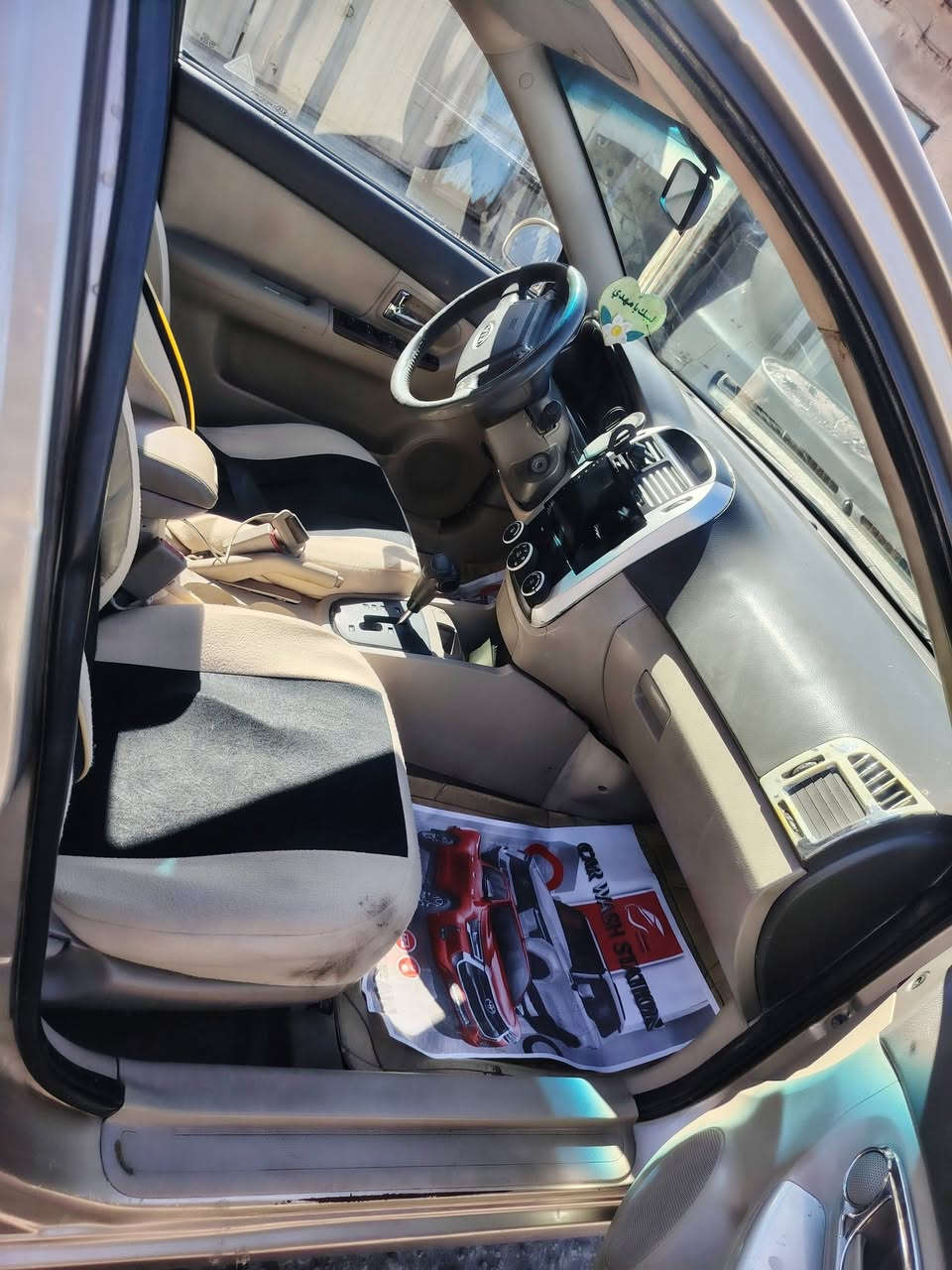 سيراتو ٢٠٠٨ كير مكينة تمام حدادية السياره بية صبغ وجاردة بية طخة جاملغ خلفي وباب معروضة ب ٧٢ وبية مجال موجودة بكربلاء السياره ***********
