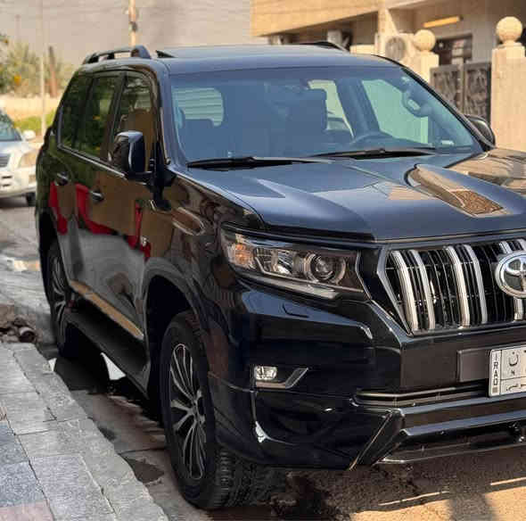 السلام عليكم 
تويوتا لاندكروزر  برادو خليجي 2022 ( سبعينيه ) TXS 
رقم بغداد تحويل مباشر 
ماشيه 54 الف كيلو فقط استخدام نظيف 
السياره مغلفه PPF  
مكفوله من الضربه والصبغ والبارد 
فقط 3 رصعات صغار مسحوبات BDR والسونار مرفق بالصور

فول مواصفات 1/1  فئه TXS سبعينيه ✅ 

السعر : 445 وبيها مجال بسيط 
المكان : بغداد / الكرخ / حي الحسين 
الهاتف : *********** ( متوفر واتساب ) ❇️ بغداد
