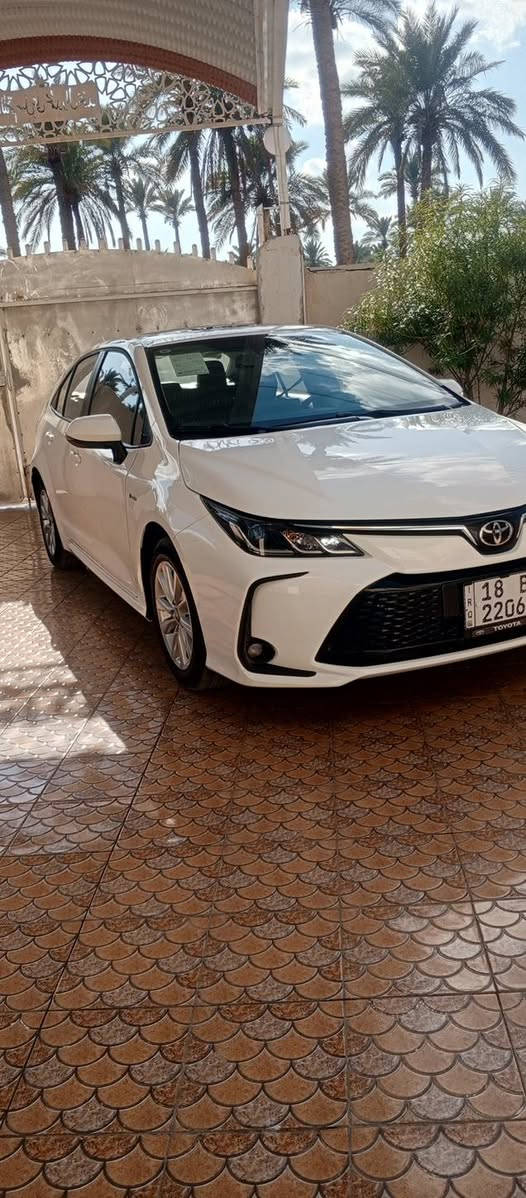 كورلا هايبرد 2025 
فول مواصفات 
ماشيه 5
السعر  166
للاتصال ***********
مكان سياره حله
