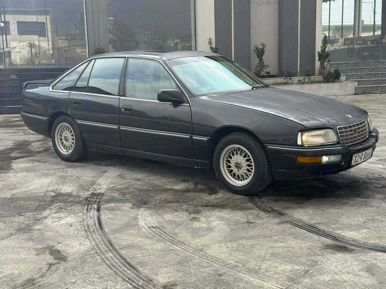 السعر 35$$  
سيناتور موديل 1991 مكينه وكير ملكه شرط تبريد كير توماتيك جامات كهرب سلايت صبغ عام جماليه بدون ضرر بدون دواخل سنويه رقم جديد بأسمي كوبون بانزين موجود
***********
***********
