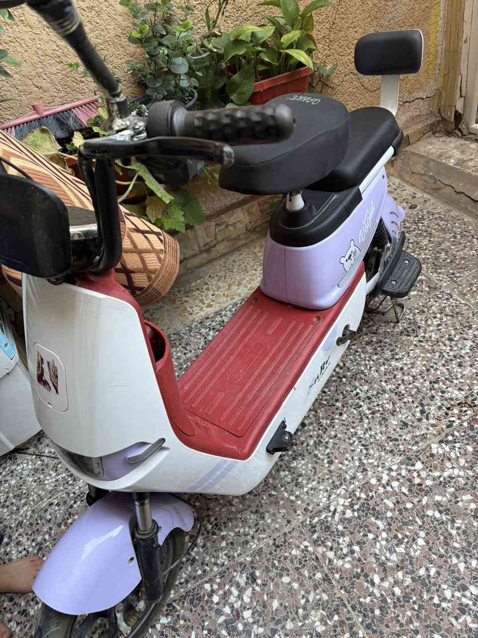 دراجة شحن أربعة بطاريات
السعر :١٥٠
الرقم
***********
