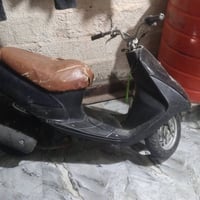سوزوكي • بدون وراق • عوزه تاير