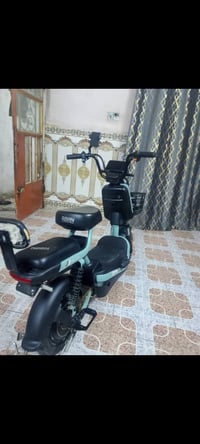 سعرها 350///(07737653442/////مكان الشعب