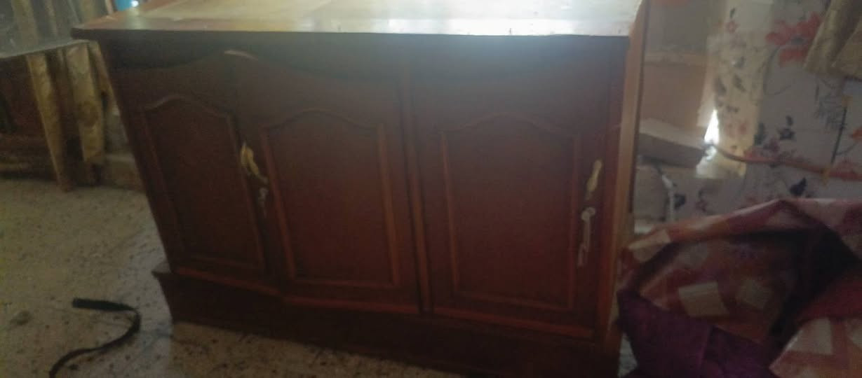 بوفيات البيع وحده متر ونص وحده متر ***********
