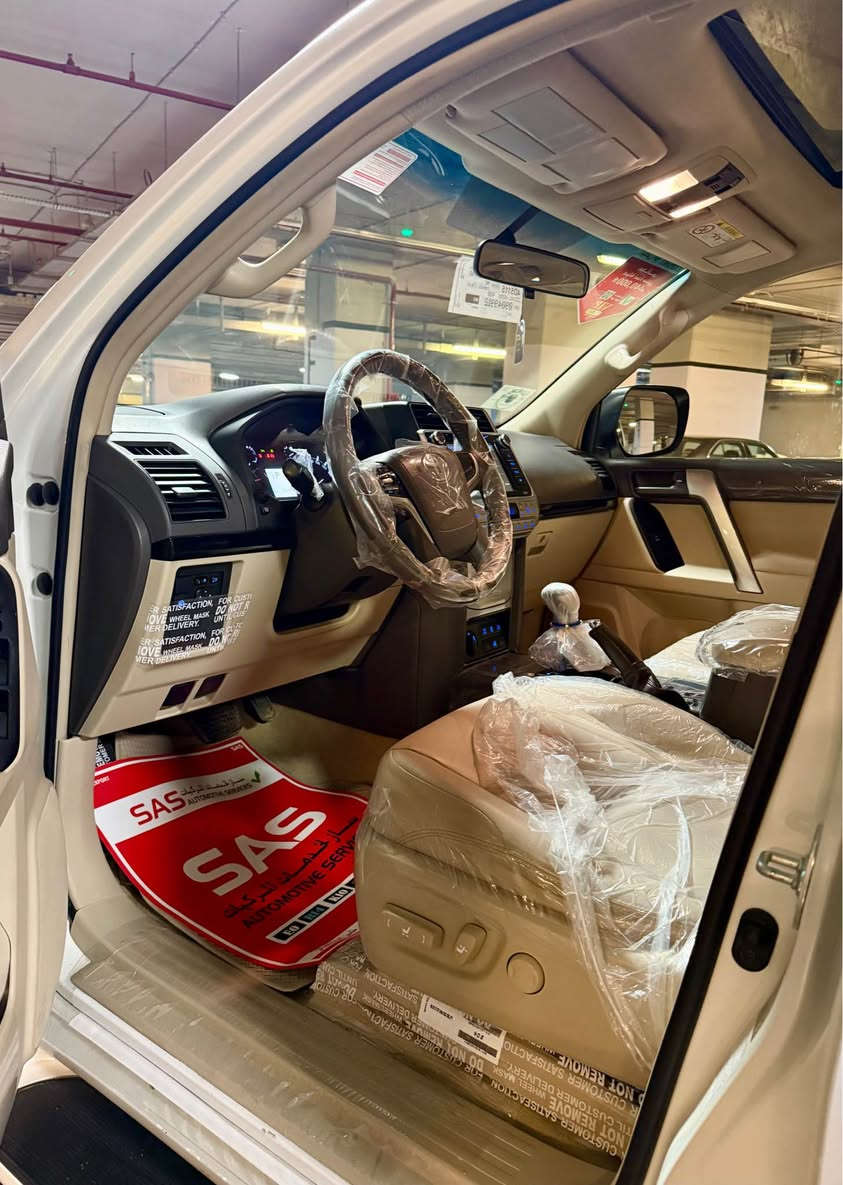 برادو TXS خليجي فوول ٢٠١٨
شركت جيهان. ♦️
***********
محرك سته سلندر  ٤٠٠٠
بصمه 
فتحه سلايد 
كراسي جلد
كراسي كهرباء 
فور ويل + نظام منحدرات 
حساسات كامره بلادي 
شاشه 
ثلاجه 
زراك لايت 
زنون بلادي 
ماشيه53كم حقيقي بشرط
رقم سليمانيه الجديد 
السياره بدون صبوخ بدون بارد بدون رسعه 
كفاله عامه دعامي لدعامي
تخم طايرات جديد 
سنويه جديد باسمي
السياره جديده بمعنى الكلمه بدون اي نقص من كل شي صيانه دهن فلاتر صدر كير مكينه كله جديد 
السعر  ٣٨٥$
رقم *********** السليمانية, العراق
