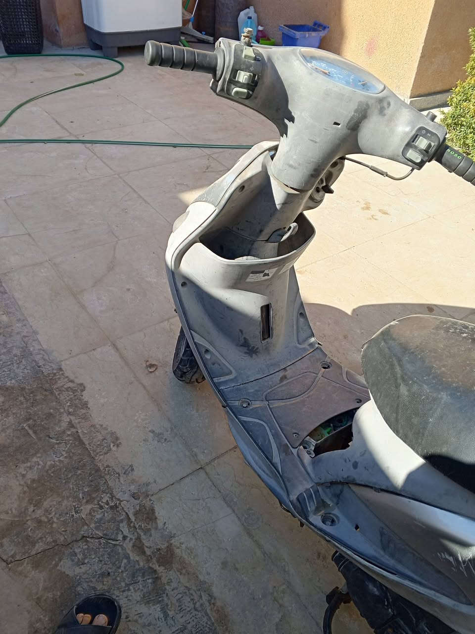 السلام عليكم ماكس منغولي
مفتوحه الدرجه تجفيت كله اصلي 
مكانه نجف 
سعره ٤٥٠ وبيها مجال 
***********
