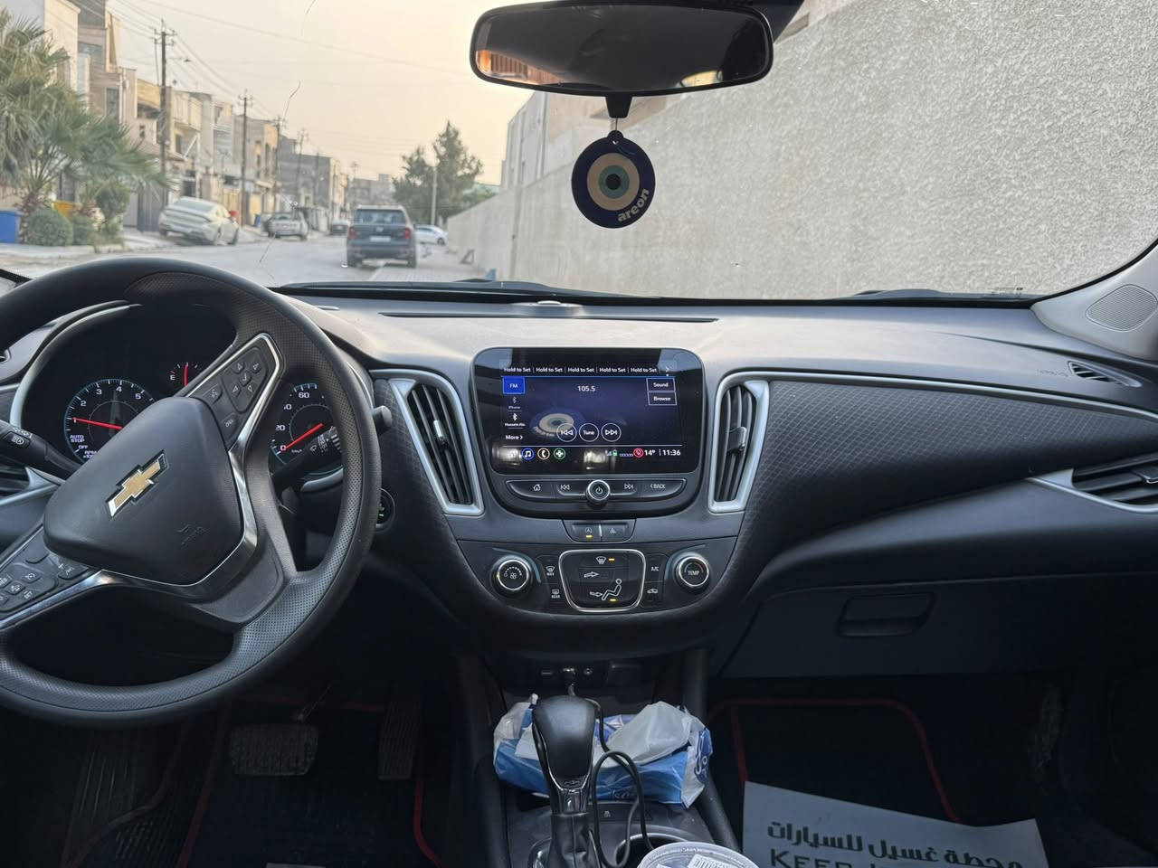 سلام عليكم
ماليبو 23
تحكمات ستيرن كامل 
مثبت سرعه
تحديد مسار  
هند بريك كهربائي
تبريد قطعه وحده
مانع انزلاق
اشاره بالمرايه 
مكينه 1:5T 
السياره ماشيه 66 الف كيلو 
صور حادثها موجود واكو طخه بسيطه بالبنيد  فوك القفل 
سعرها 125$ وبيها مجال
***********
اتصال او واتساب
