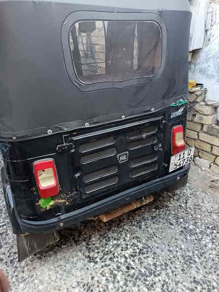 موديل 20تكتك لبيع مكان بغداد رأسه شارع 20 رقمي*********** بيه لغد ودخانه سعر 5750
