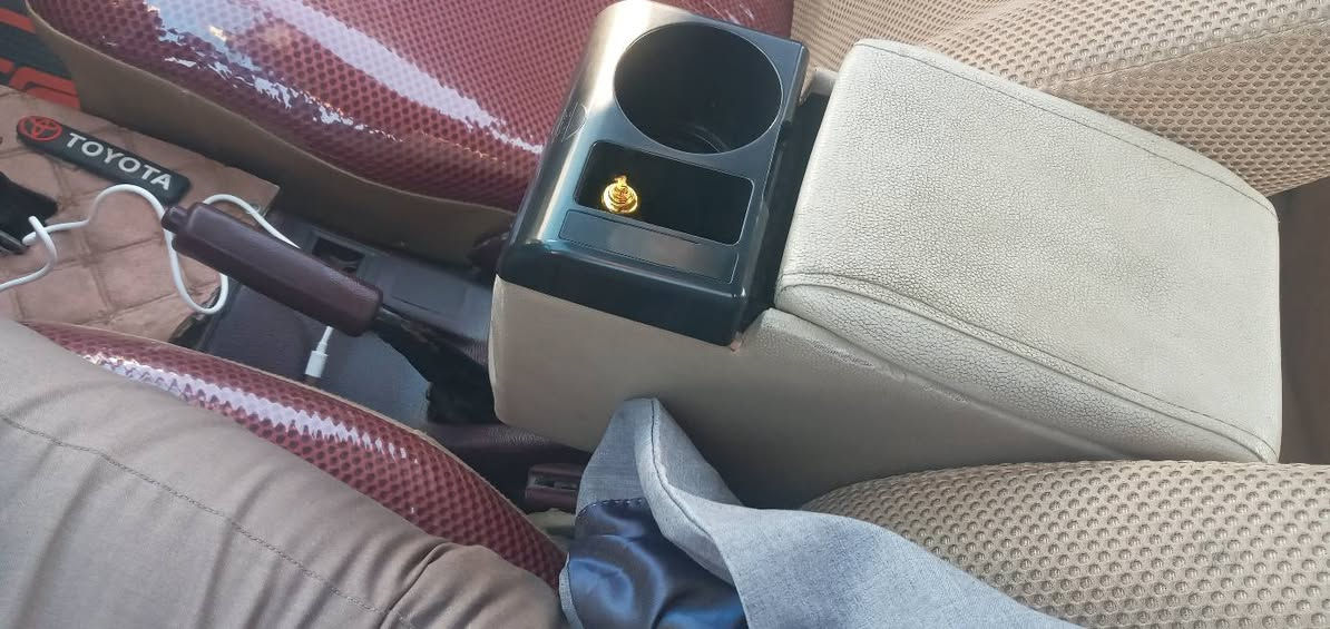 كورلا ٩٠ رقم دولي صبغ ٥ قطع قماره وبنيد وجنطه بدون صبغ سياره بلاديه كير اوتي ماتيك محرك  جدد تبريد كهربائيات شغاله كولهن باتري صدر امامي خلفي كوله جديد  سنويه ٣٠ سيارة حلوه بالعافيه ع الياخذها السعر ٣٦ وبيه مجال  رقم واتساب ***********  ***********
