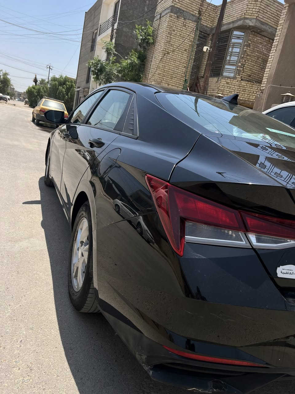 النترا 2021 وارد امريكي 
ماشية 121 الف كيلو 
مواصفات اعتيادية مو فول 
فقط البنيد مبدل ومصبوغ وبي نكراش مبين بالصور لا لغد ولا شاصي مكفول 
كير AT 
تبريد منظومة جديدة 
رقم اربيل باسمي
السعر 125 بيها مجال بسيط
العنوان بغداد الدورة
***********
