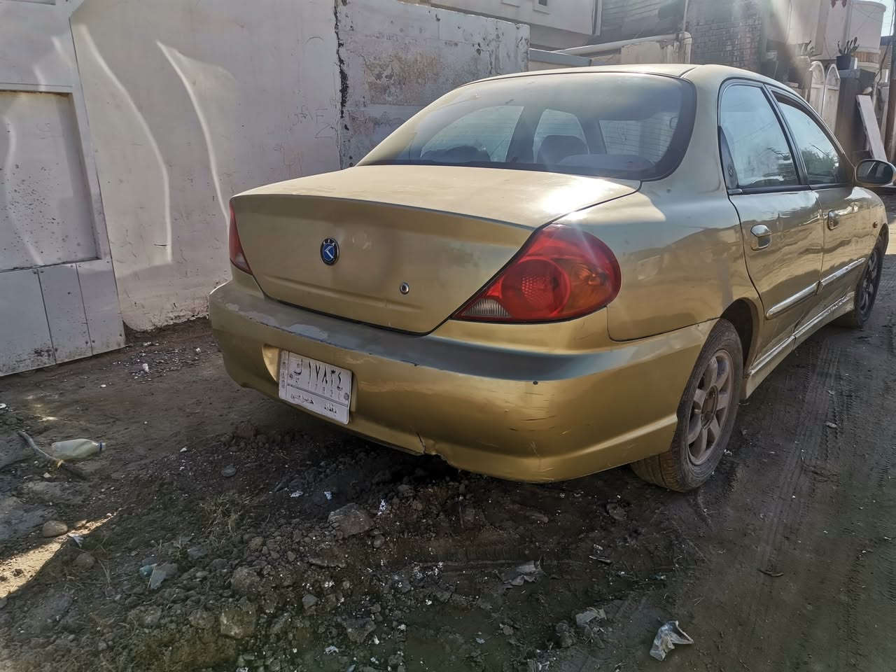 سلام عليكم كيا سبكترا موديل 2000 رقم بغداد كير عادي مسكر خصوصي بسمي لون اصفر ذهبي تبريد عاطل الكير تعبان يحتاج  تجفيت لو تبديل السعر ٣٨ وبيها مجال العنوان تاجي سبع البور ***********

