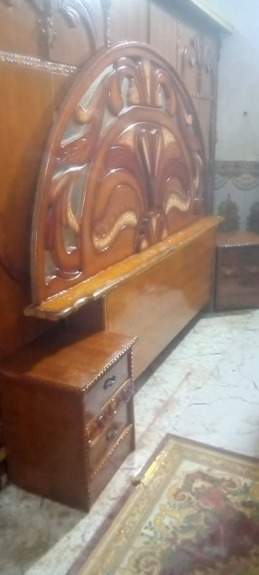 غرفة للبيع صاج ٦ملحق كاملة مابيهه اي نقص نضيفه مكان بغداد ابوغريب الشهداء لسعر ٤٠٠بيهه مجال تصل ***********%***********بي واتساب
