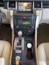 رنج روفر سبورت • ٢٠٠٩ • ٨ سلندر