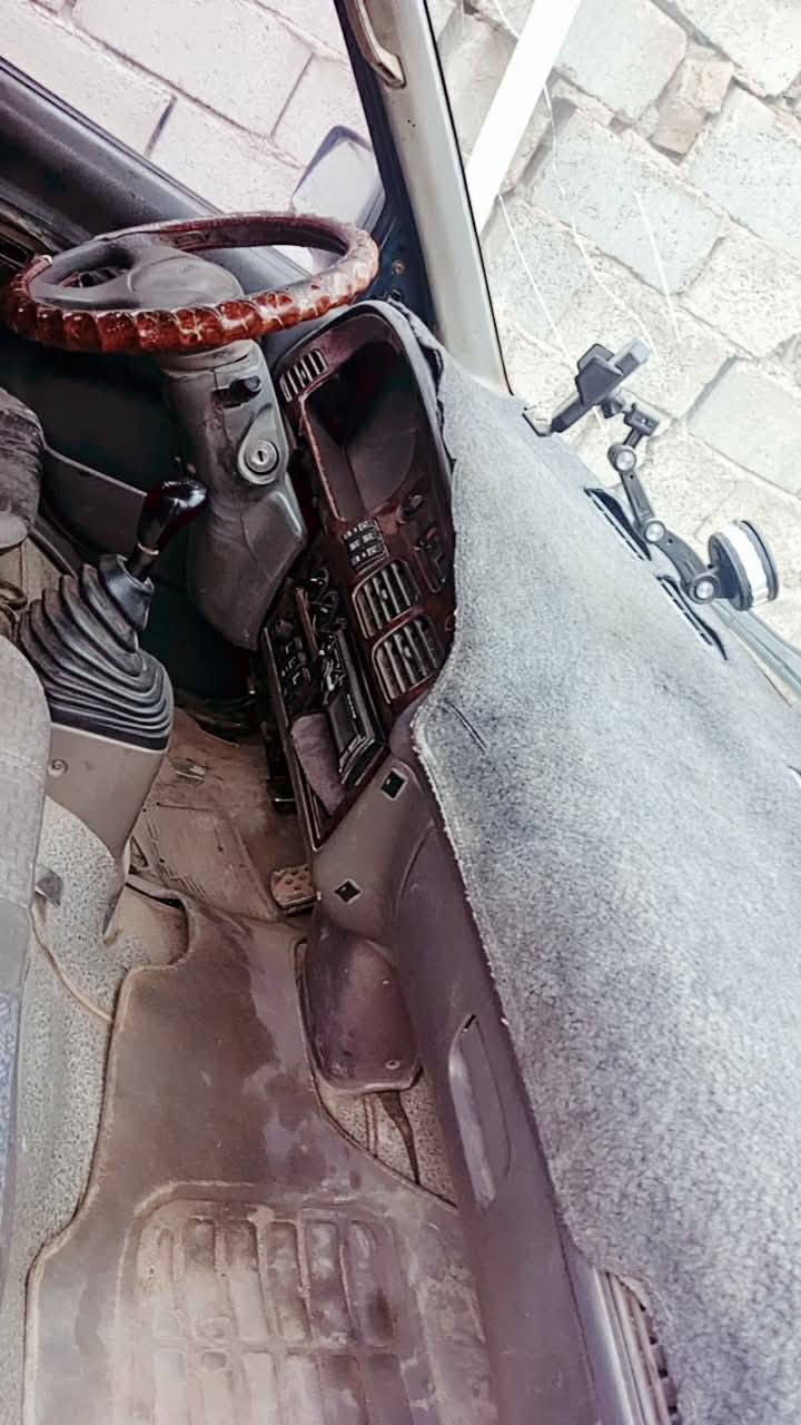 السلام عليكم عندي كيا بريجو موديل 96 مكفوله من كير ومكينه رقم الماني  بغداد سنويه ل 27 ب اسمي مشروع وطني سعرها 35 
مكاني التاجي 
رقمي 
***********
