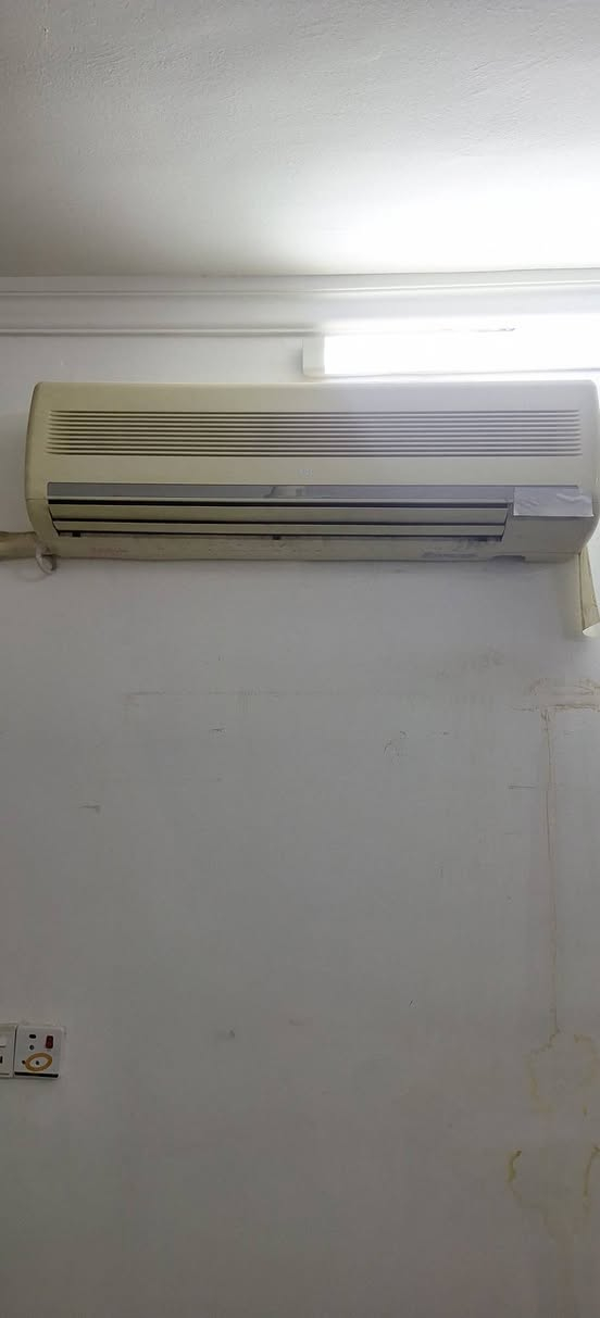 للبيع مستعجل
سبلت ٢طن  TcL باب اول 
وكاونتر المنيوم سطح مرمر  مع طباخ منضدي توصى مو. سوكي قوي


**إذا كنت صاحب هذا الإعلان وتريد حذفه لأي سبب، رجاءا أرسل رسالة إلى الدعم الفني**