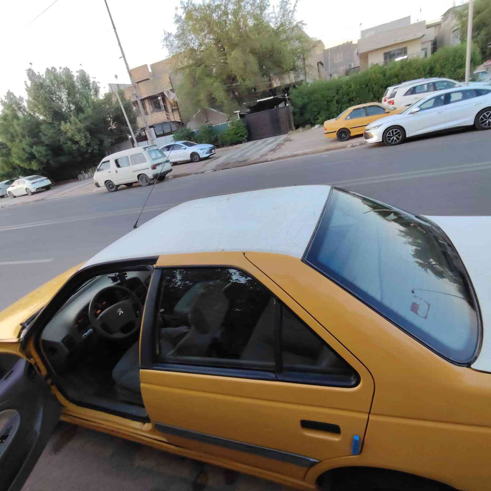 سلام عليكم ابيع بيجو لميس أكد 20016 سياره خير من الله كير مكينه شرط تبريد ثلج سياره حلوه عوزه شويه ترتيب ابيع 42وبي مجال حك جيه  مكانه بغداد 

***********
