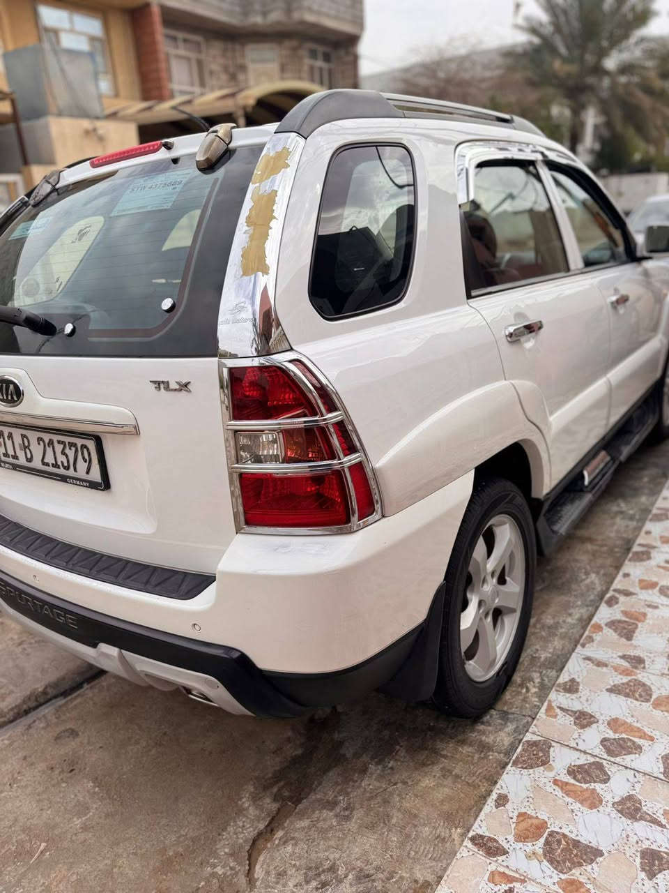 السلام عليكم كيا سبورتج 2009 مكفوله من الصبغ والتبديل مواصفات TLx مري شفط كشن جلد تدفئه كشنات فتحه حساس خلفي أربعة دسك نظام ABSمحرك كير مكفول صدر تخم تاير تبريد تدفئه بحاله ممتازه سنويه هزه جديده سونار مرفق السعر 120 مجال بسيط مكاني بعقوبه للتواصل ***********
