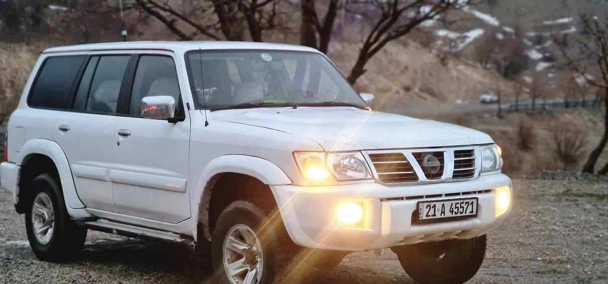 نیسان پەترۆل ٢٠٠٢ سەقەر خازو بەنزین کتابی خازی بۆکراوە جام کارەبایی یەک دینار مەسرەفی تیا نییە هەموو گیانی بەشەرت سۆنەرەکەیم داناوە رەقەم سلیمانی ناوی لەحاسیبە نییە سعری ١٢٥ گەلاو مەعمەلە شوین شارەزوور ژمارەی موبایل *********** دار بنديهكان, السليمانية

