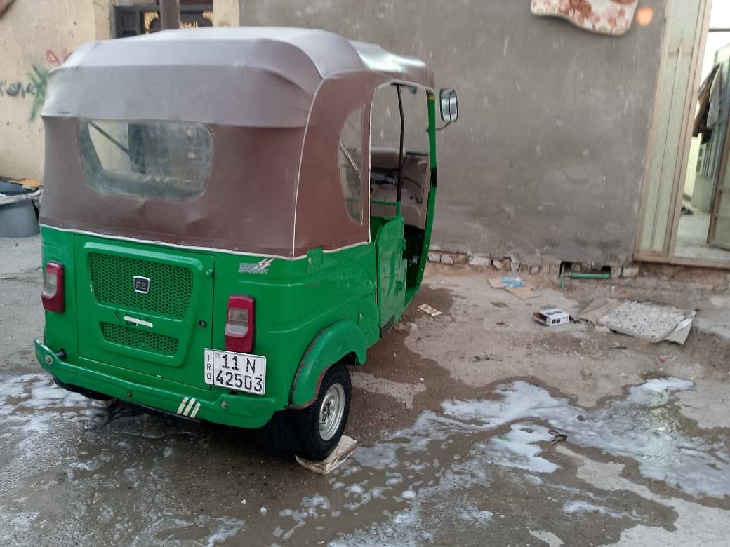 سلام عليكم تكتك للبيع 2021 مكفوله عده ضربه بلغد قليله راجعه بارد السعر 7 و 850وبيه مجال مكان بغداد حي طارق رقم *********** بي واتساب
