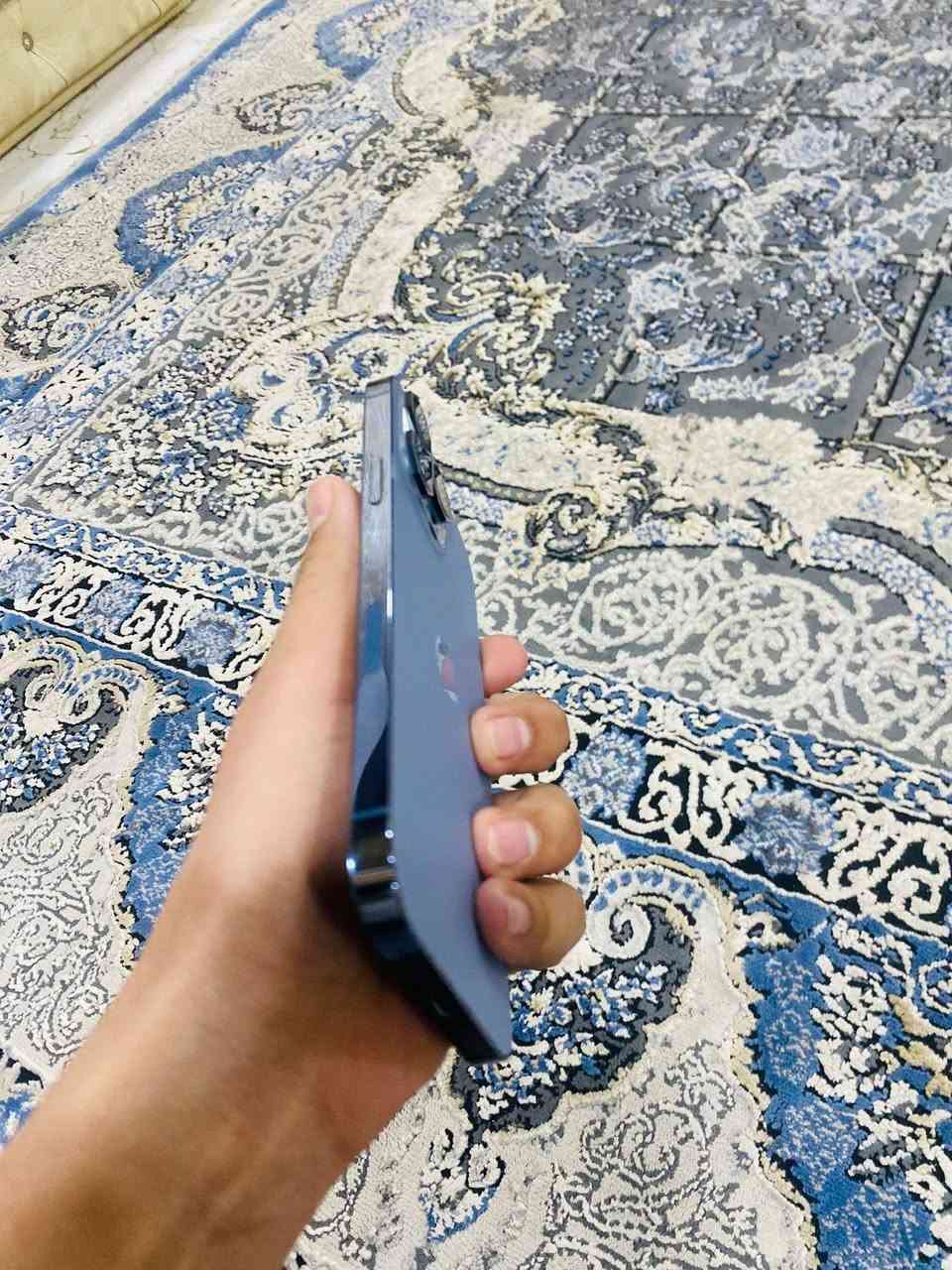 السلام عليكم
ايفون 13برو ماكس 

بطاريه 77 

ذاكره 256

جهاز ما مفتوح شرط نظافه فولل 

سعر 700 او بي مجال قليل
اتصال عل الرقم ***********
