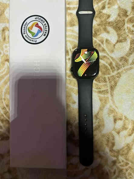 السلام عليكم
ساعة ابل جيل 11 
الحجم 46
الذاكرة 64
البطارية 100‎%‎
استخدام شهر فقط بعدهة بالضمان 
السعر 500 بي مجال بسيط 
العنوان - بغداد - الكرخ /رقمي ‏‪***********‬‏
