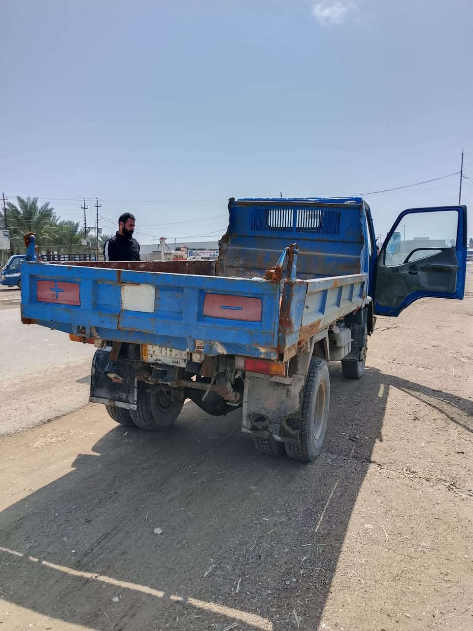 السلام عليكم سيارة ازوزة للبيع موديل ٩١ السعر ٧٨ 

 ***********
