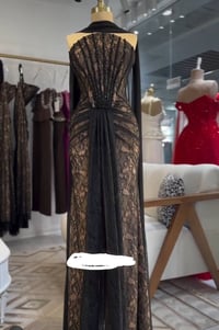 فساتين • قياسات • للبيع