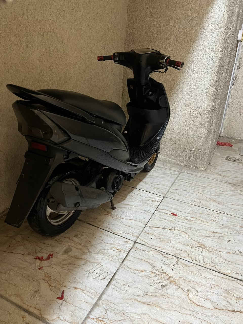 سلام عليكم من رخصت أدمن الكروب دراجه البيع 350 قفل مكاني بغداد البياع شراي يتفضل خاص ***********
