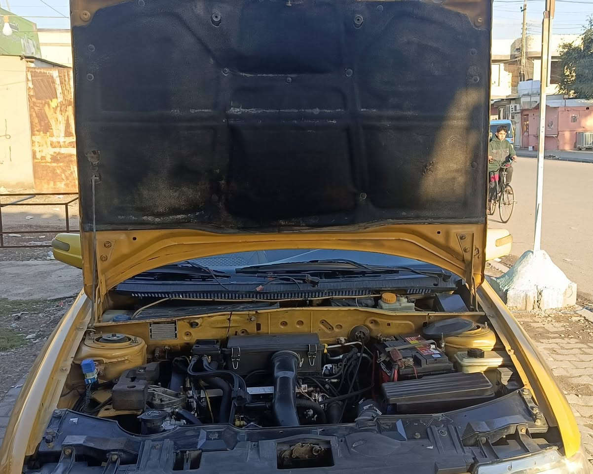 السلام عليكم
سياره سمند 2012 اجره رقم الماني نظافه 80 بالميه كل شي بيها شغال من كل شي  انا صاحب الملكيه تحويل خلال 3 ايام مع تبديل الارقام رايد سياره خصوصي مراوس اي نوعيه معروضه وانطي فرق سعر السكن بغداد الرصافه هاتف***********
