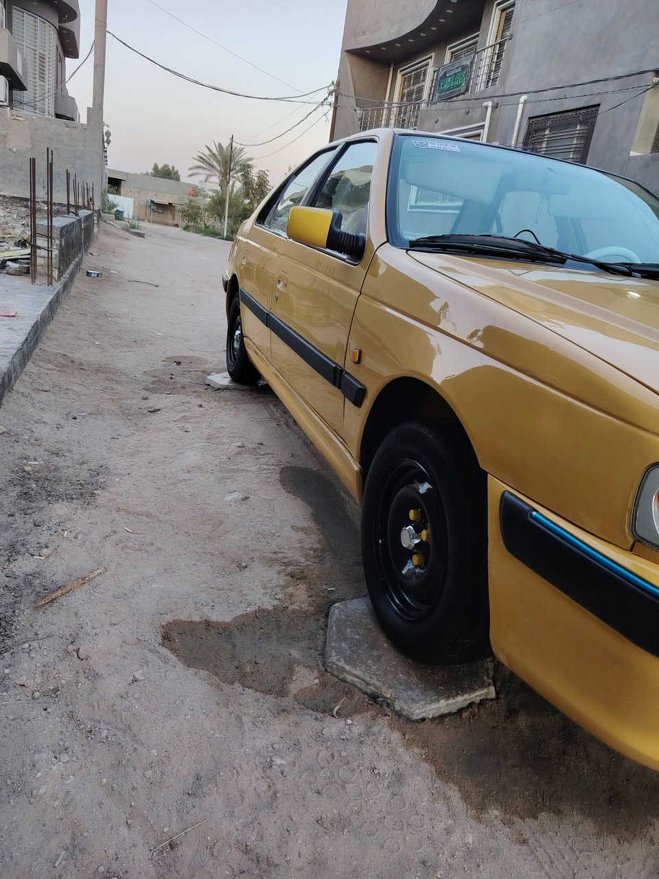 السلام عليكم
بيجو بارص2015 سياره حلوه وجاهزه كير مكينه تدفئه تبريد كهربائيات هيئه غرامات مصفره سنويه 30.5.2027 وشرط مداور ثاني يوم تخم تاير حداديه سياره جاهزه من كلشي بيهه قطعتين سياره مال كسبه حلوه ومرتبه المكان نجف قضاء المناذره للتواصل خاص او الاتصال بالرقم ***********
