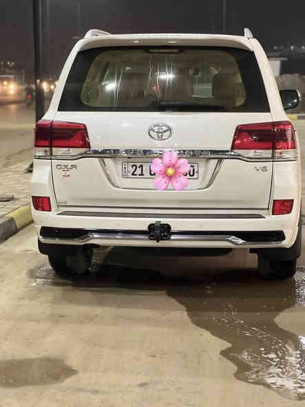 سلام عليكم لاندكروز ٢٠١٦ ساز مكفوله من الصبغ عدا بارد ٦ علما الشريط اليوم شاده السياره بدون شريط يعني مطابع اسلندر رقم سليمانيه بسمي تحويل مواصفات بصمه شاشه اصليه كشنات كهرباء عد د ٢ جلد طفايه ماشيه ١٨٨ الف تخم تاير حداديه السونار موجود السعر ٤٧٠ وبيها مجال العنوان واسط كوت  موبايل ***********
