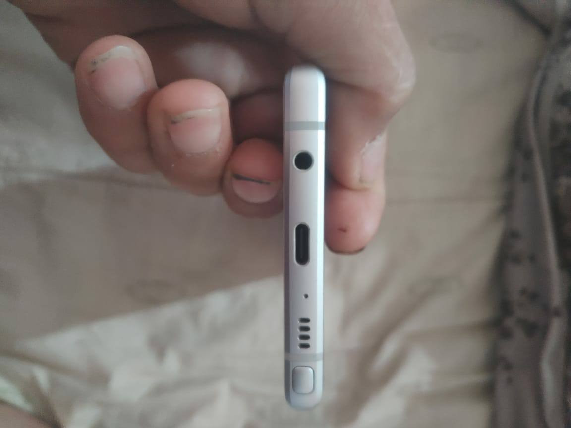 السلام عليكم نوت 9 للبيع السعر 185 دبل دسيمكارت شرق اوسط جهاز كله مكفول  للبيع او مراوس هونر x9d ونطي فرق
مكاني الدورة وعدي توصيل


**إذا كنت صاحب هذا الإعلان وتريد حذفه لأي سبب، رجاءا أرسل رسالة إلى الدعم الفني**